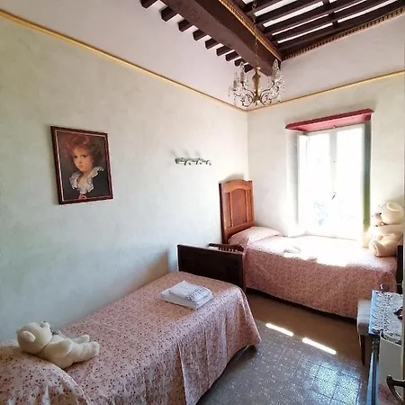 La Calona Apartment Camaiore